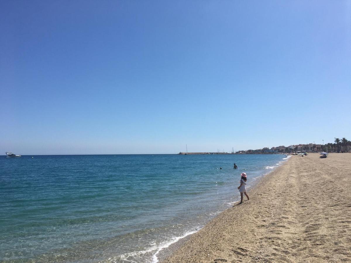 Ático Almería. Paseo marítimo Roquetas de Mar Esterno foto