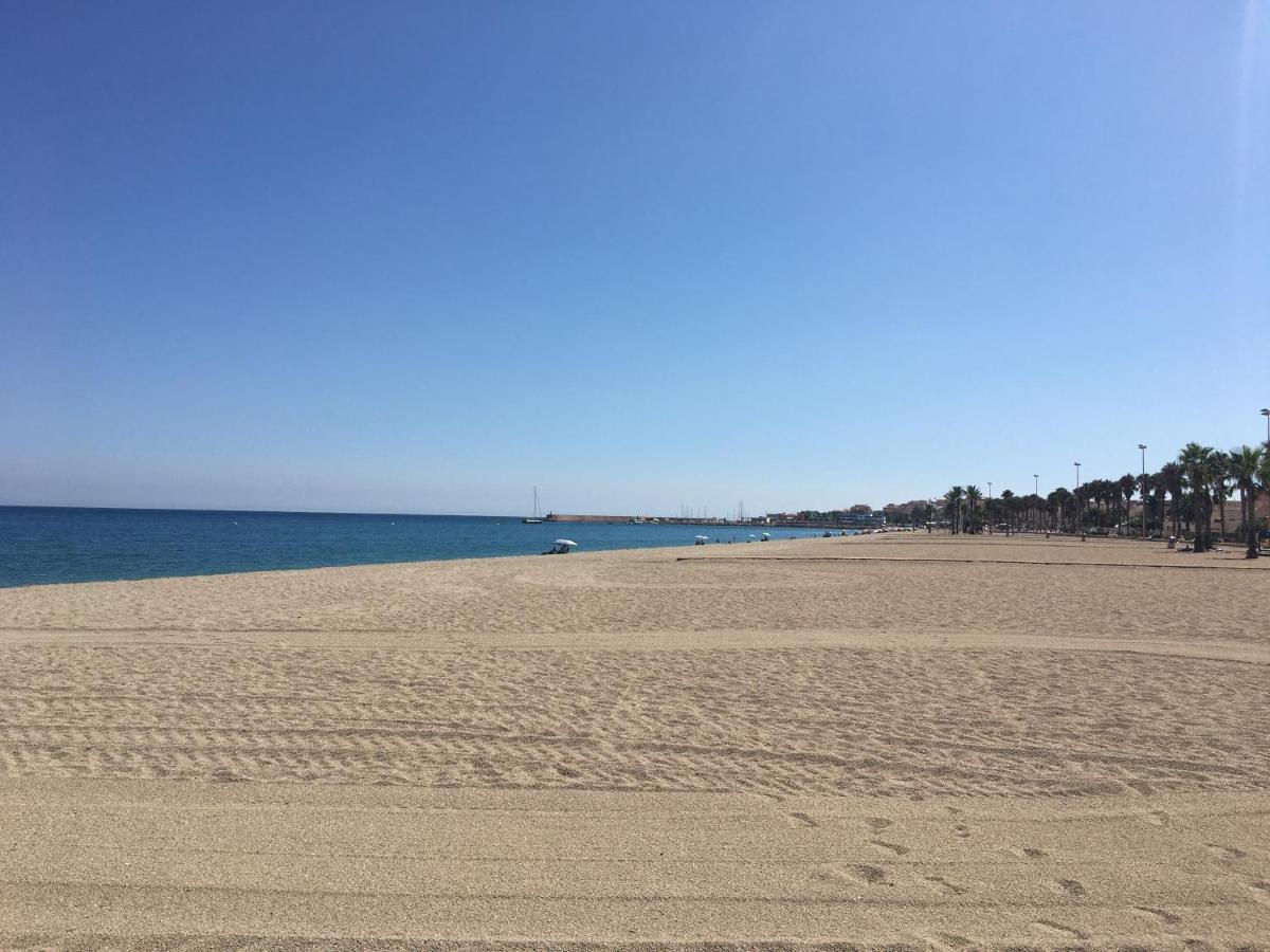 Ático Almería. Paseo marítimo Roquetas de Mar Esterno foto